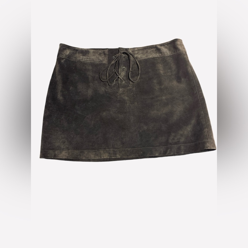 Women’s 12 Old Navy 100% Suede Leather Lace Up Mini Skirt